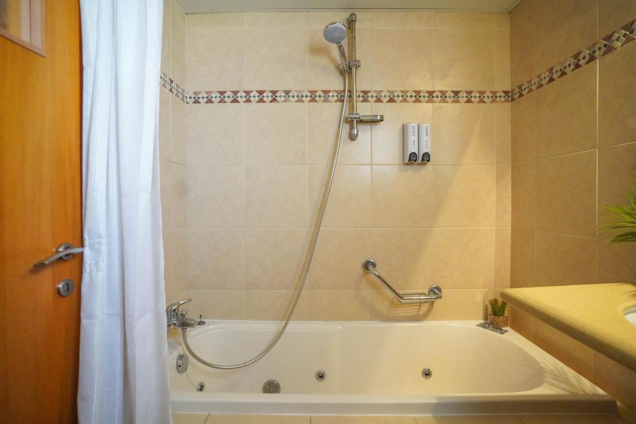 Two Bed Room Apartment 5 Min Walk To The Beach Эйлат Экстерьер фото