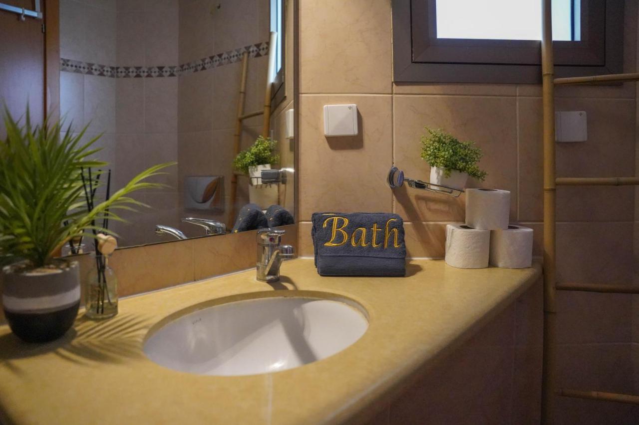 Two Bed Room Apartment 5 Min Walk To The Beach Эйлат Экстерьер фото