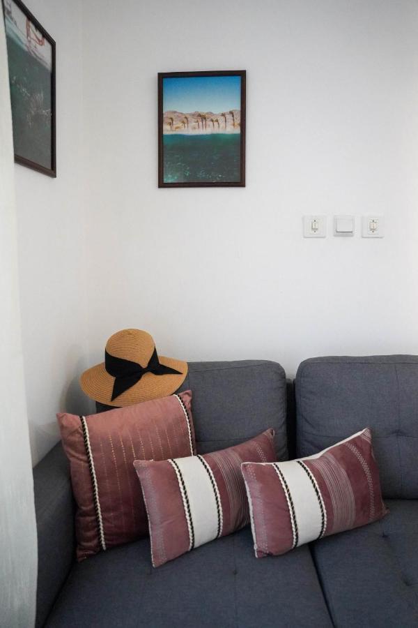 Two Bed Room Apartment 5 Min Walk To The Beach Эйлат Экстерьер фото